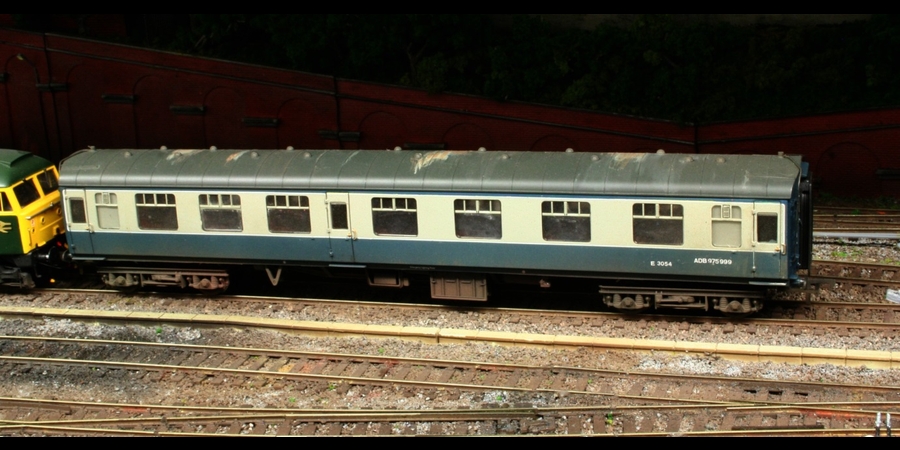 HST barrier coach ex FK